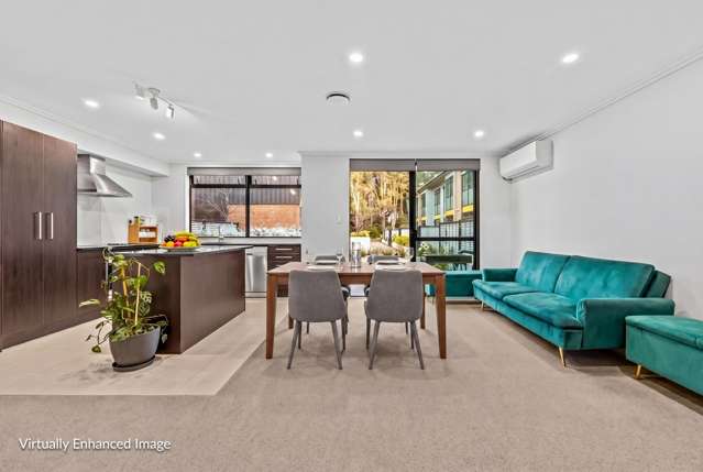 MODERN BRICK BEAUTY - SPACE FOR THE WHOLE FAMILY!