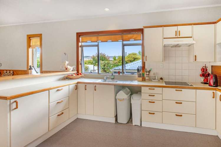 11 Talbot Street Gore Surrounds_12