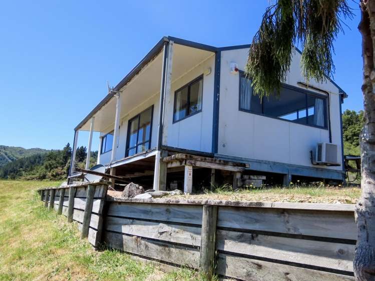 3 Grey Road Reefton_9