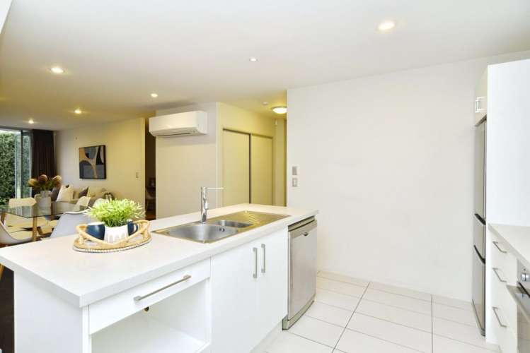 41d Mcmahon Drive Aidanfield_10