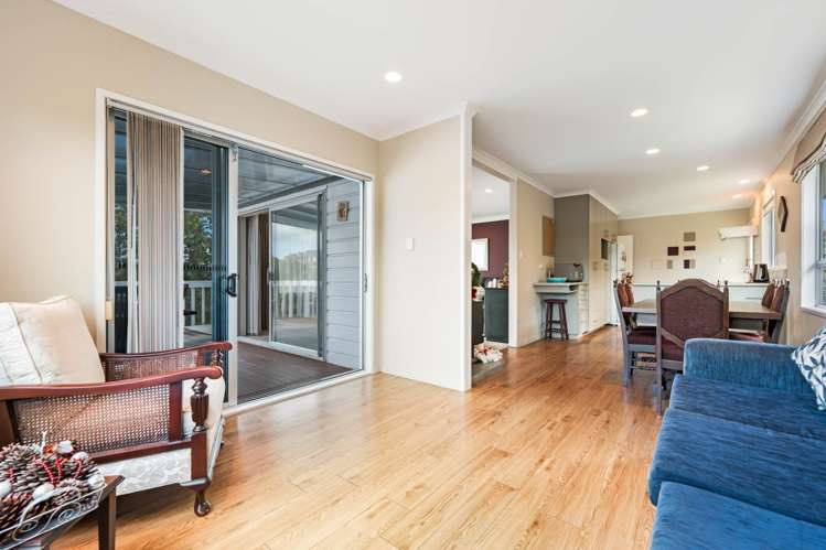 21 Kurnell Drive Botany Downs_18