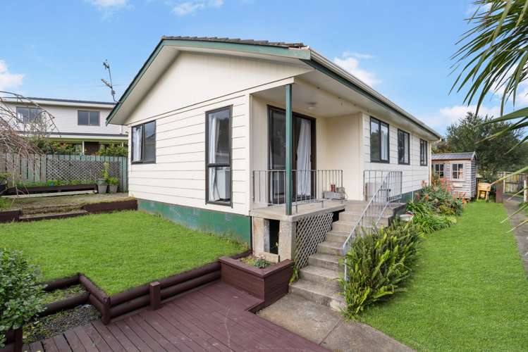 2/62 St Annes Crescent_0