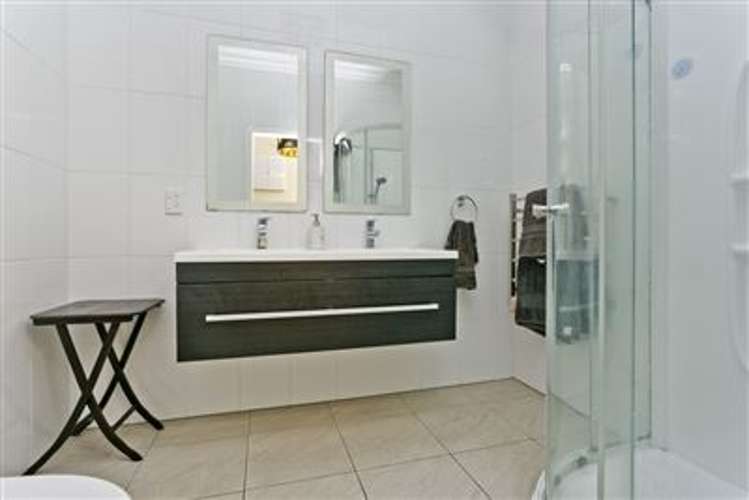 13 Pupuke Road Birkenhead_11