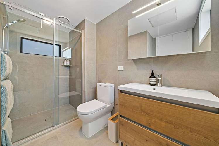 101/1A Derna Road Panmure_8