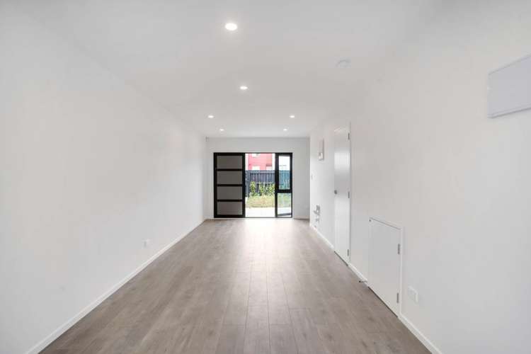 17 Valour Lane Papakura_13