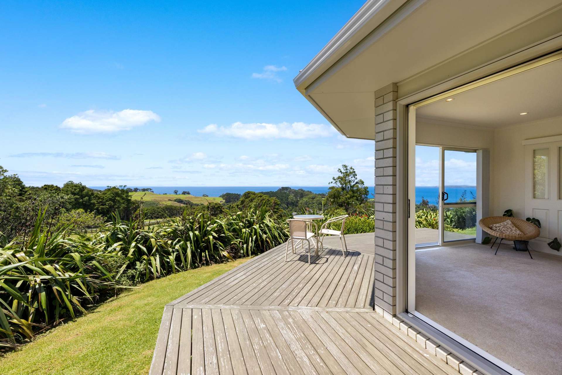 172 Cape Rodney Road Leigh_0