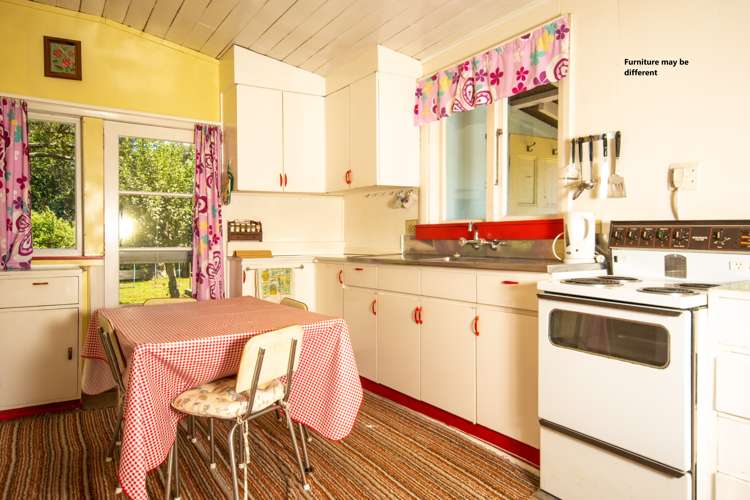 1004 State Highway 1 Picton_11