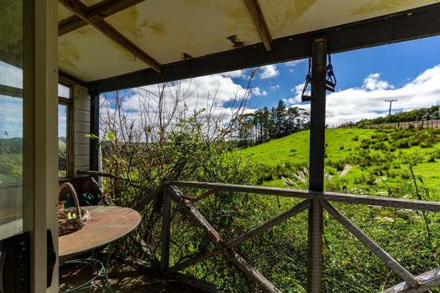 64 Gorge Road Maungaturoto_4