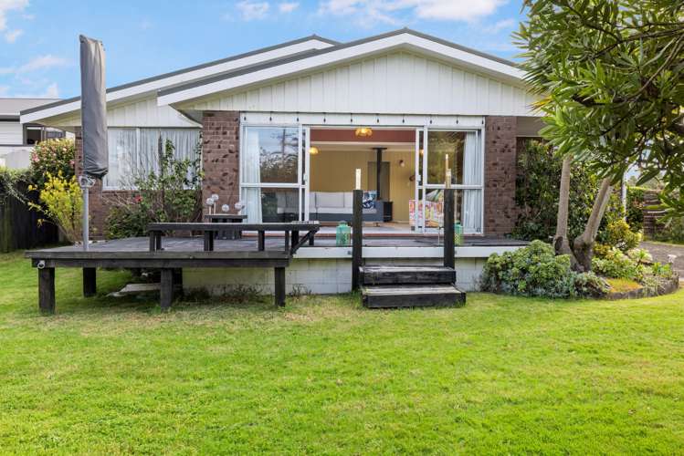 42 Oceanbeach Road Mount Maunganui_6