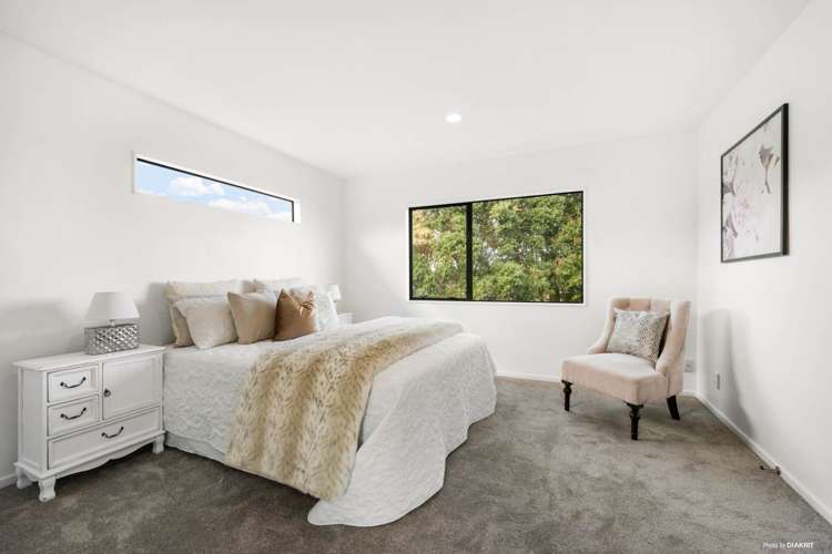 2/30 Roberts Road Glenfield_2