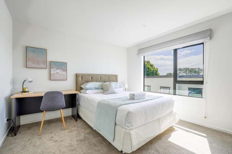 2/26 Long Bay Drive Torbay_15