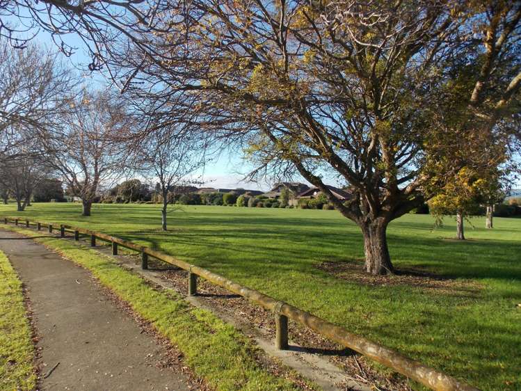 53 Clarke Avenue Highbury_19