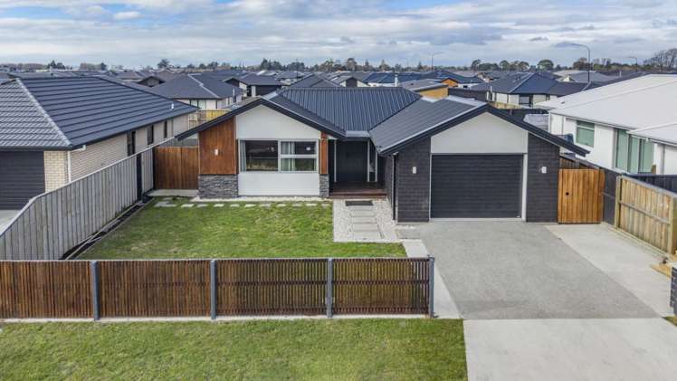 30 Mehrtens Crescent Woodend_16