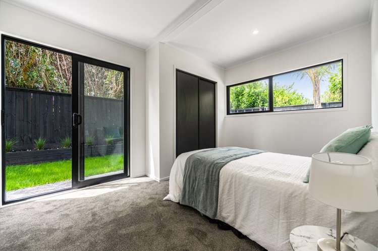 2/111 Taikata Road Te Atatu Peninsula_11