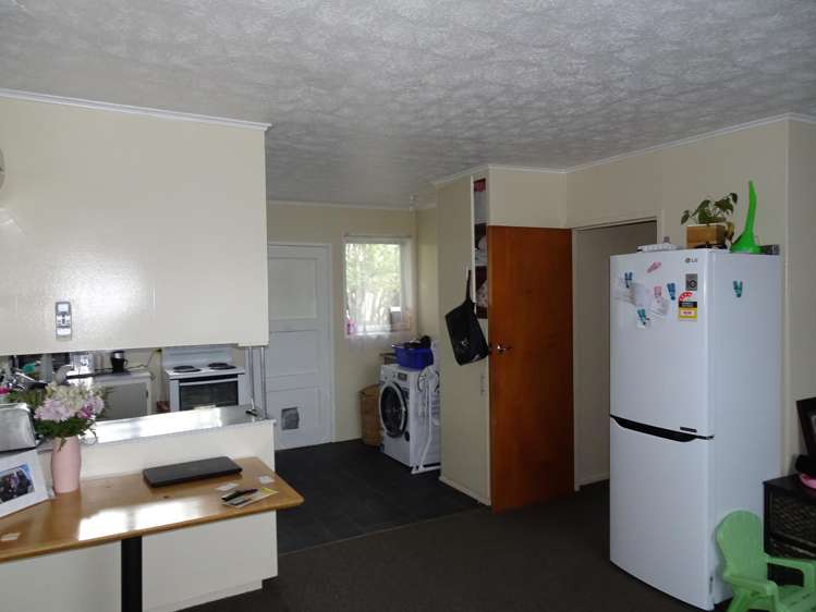 24 Larch Street Victoria_1