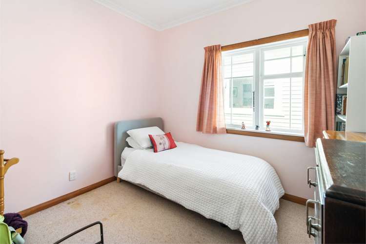 23 Bentinck Avenue Strathmore Park_8