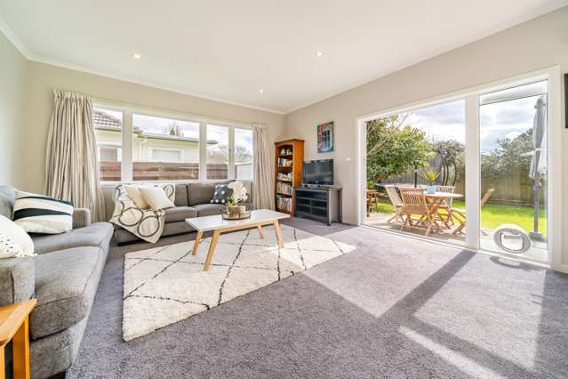 27 Roberts Street Tawa_2