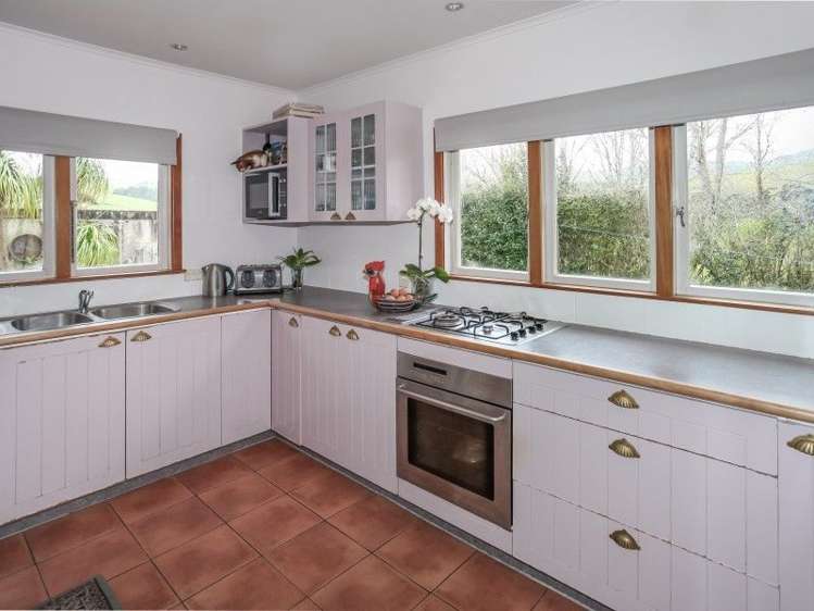 60 Kawakawa-Orere Road Kawakawa Bay_3