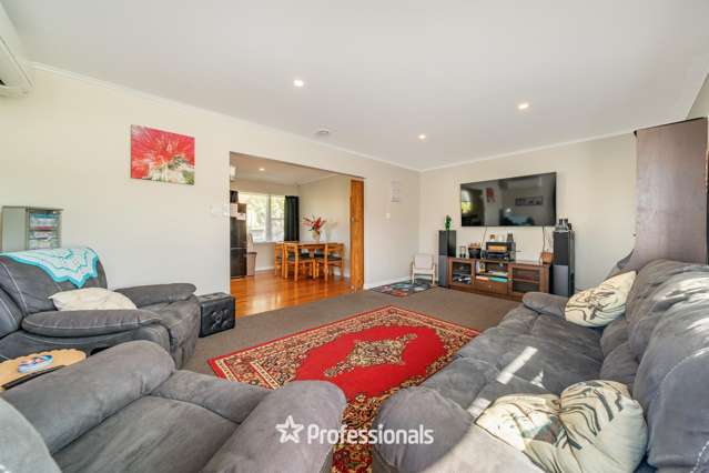 8 Harlow Grove Wainuiomata_2