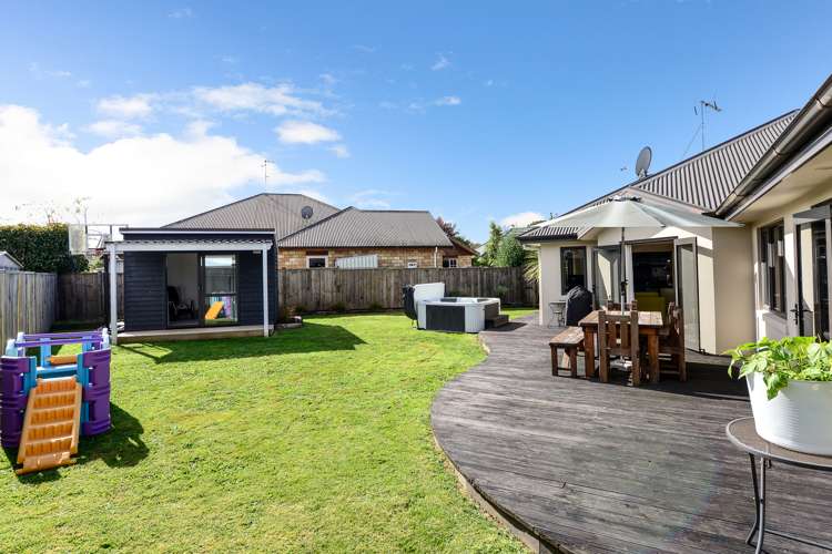 7 Roderick Place Rototuna_22