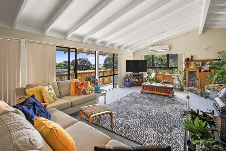 11 Firth View Road Te Puru ThamesCoromandel Houses for Sale