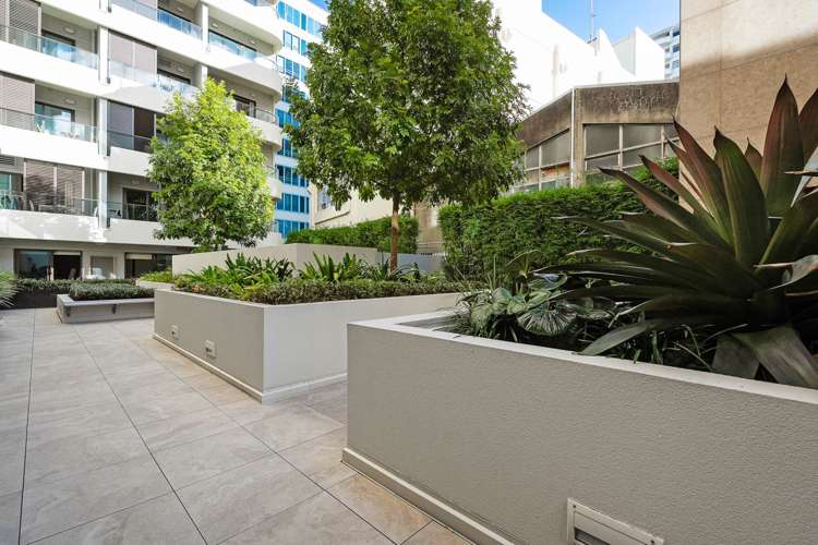 403/41 Beach Road City Centre_14