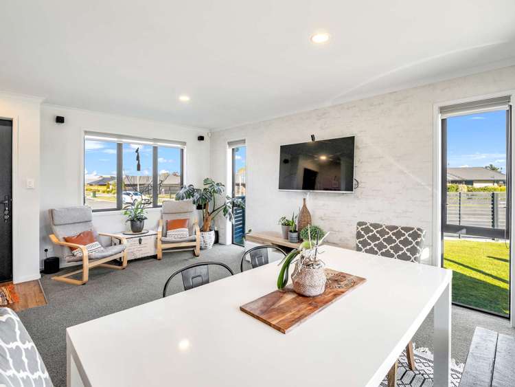 28 Macdonald Heights Feilding_12