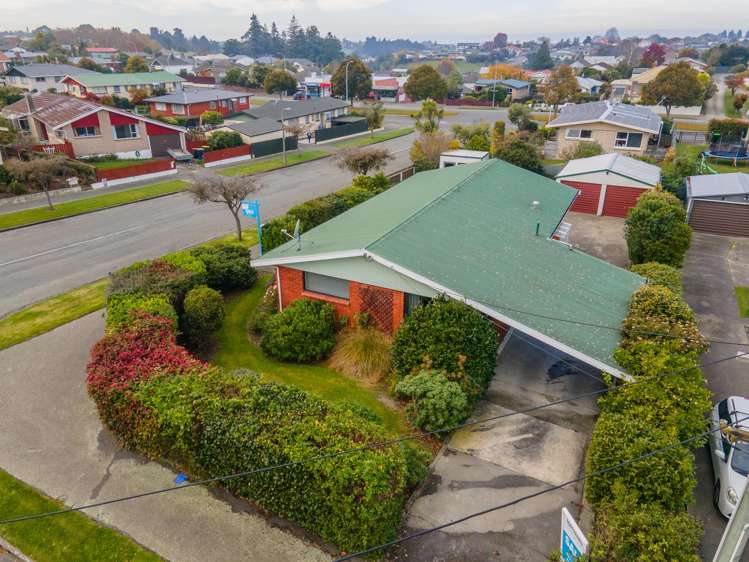 6 Aviemore Street Glenwood_14