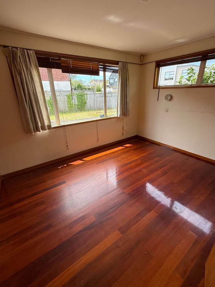 15 Pooley Street Pakuranga Heights_9