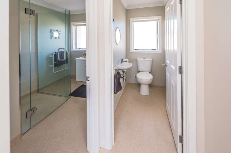 12 Gilligan Close College Estate_11