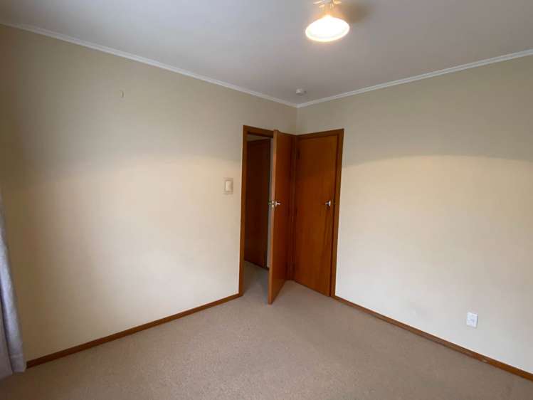 1/2 Pooley Street Pakuranga Heights_3