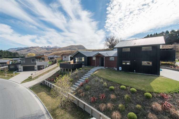 19 Oxfordshire Avenue Lower Shotover_13