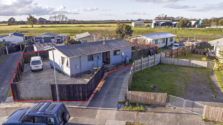 55A Huia Crescent_0