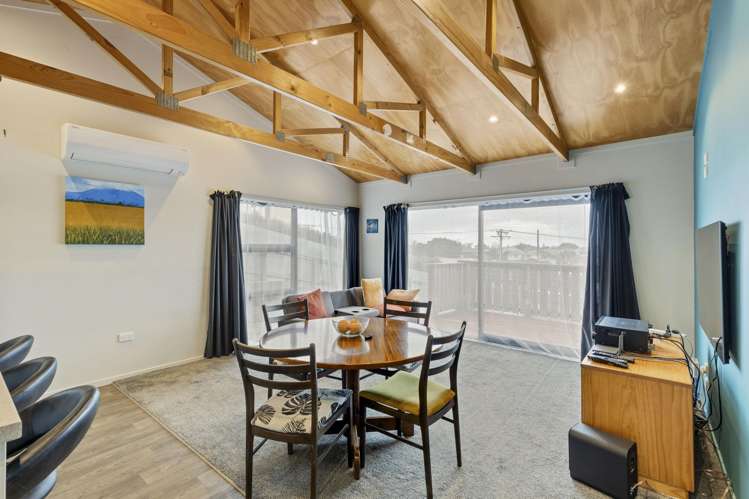 73 Mould Street Waitara_6