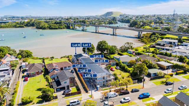 Brand New Townhouse in Prime Pakuranga Location!