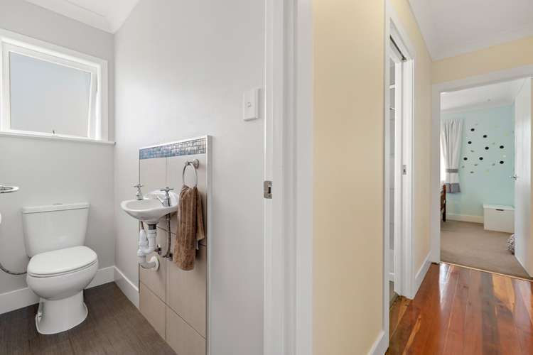 33 Kirrie Avenue Te Atatu South_16