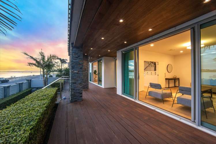 9 The Parade Bucklands Beach_29