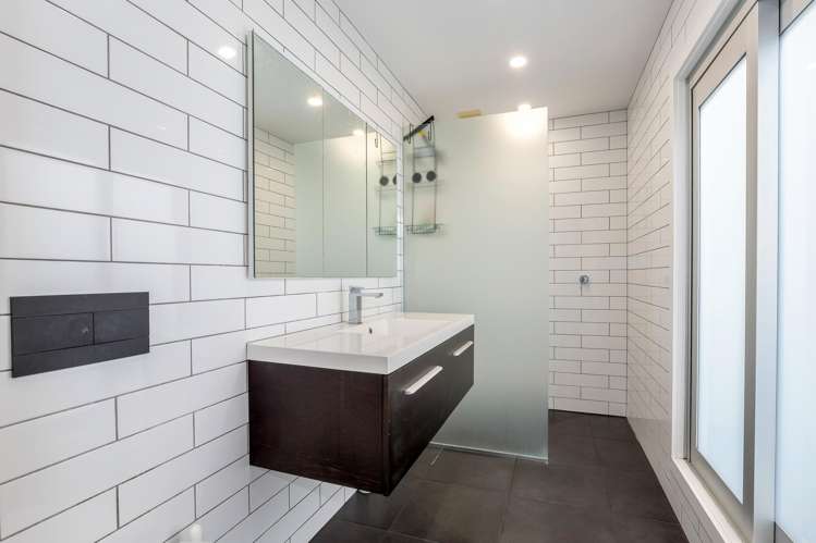 86 Northland Road Northland_11