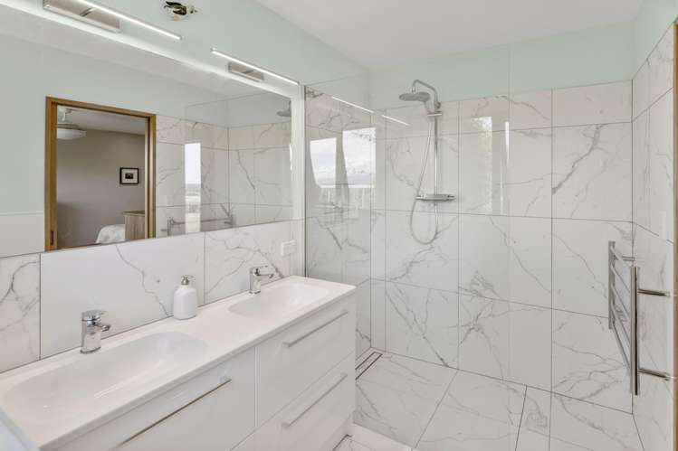 309 Golden Hills Road Redwood Valley_13