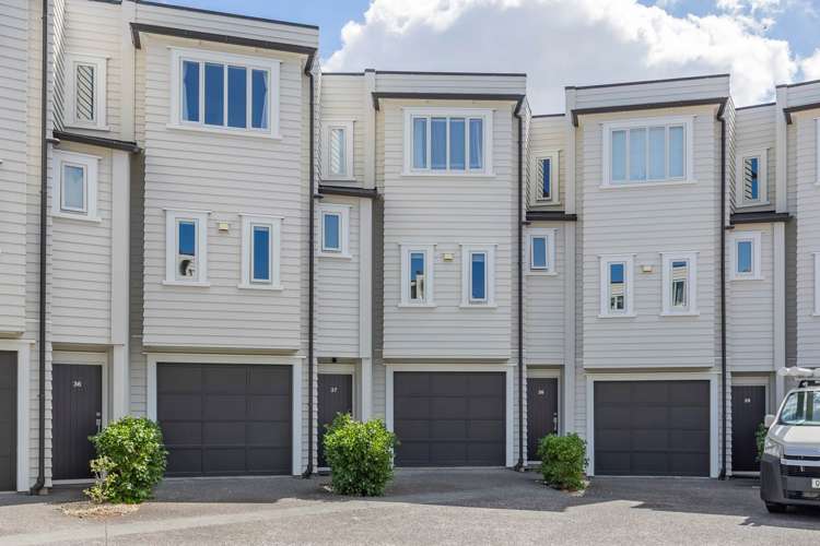 38/218 Green Lane West_3