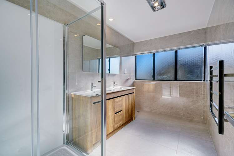 2/24 Miro Street New Lynn_22