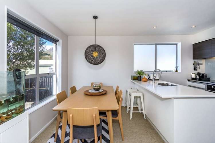 7 Avoca Valley Road Heathcote Valley_4