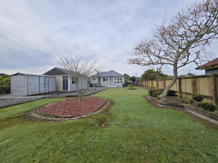 127 Hoffman Street Hokitika_15