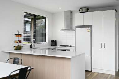 73B Houchens Road_4