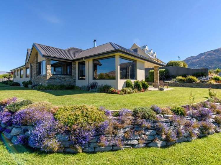 115 Lakeview Terrace Lake Hawea_1