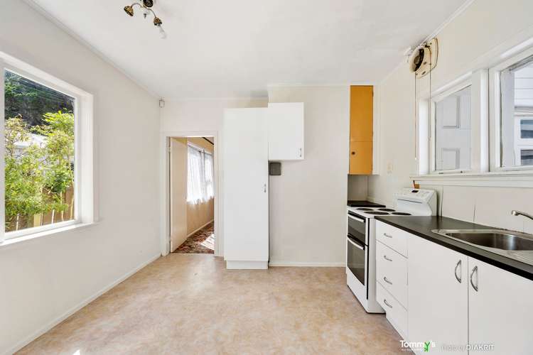 158 Russell Terrace Berhampore_5