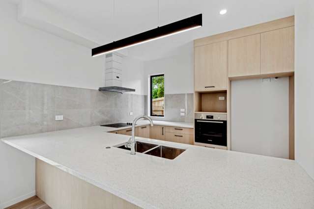 1/58 Sylvan Crescent Te Atatu South_4