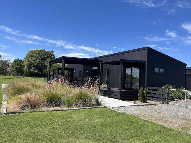 Lifestyle, Views & Location.