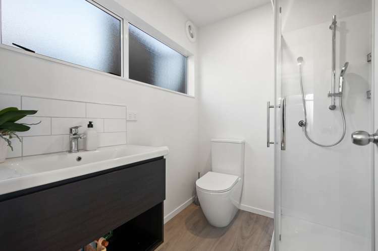 1/98 St Johns Road St Johns_27