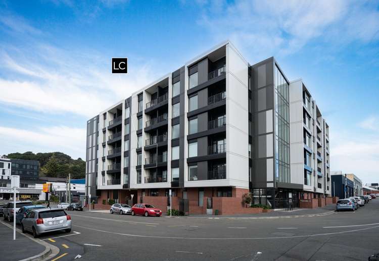 303/21 King Street Mount Cook_1